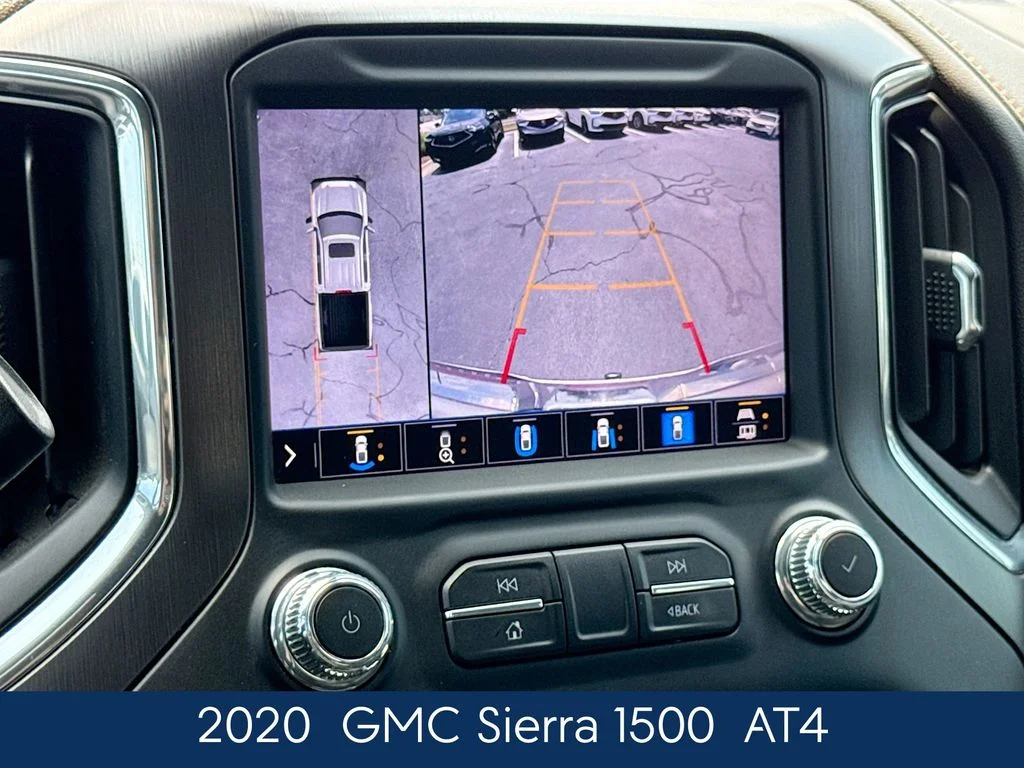 Used 2020 White GMC AT4 image 33