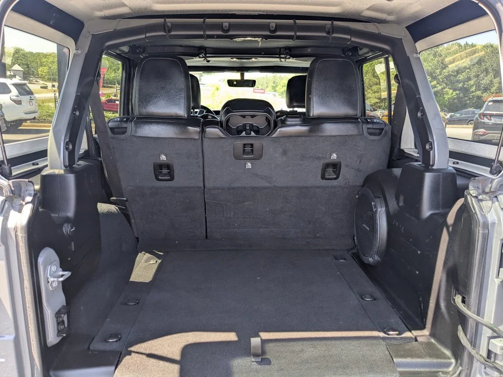 Used 2022 Sting-Gray Clearcoat Jeep Unlimited Sahara image 25
