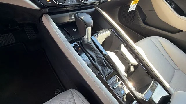 New 2026 Urban Gray Pearl Honda Touring Hybrid image 24