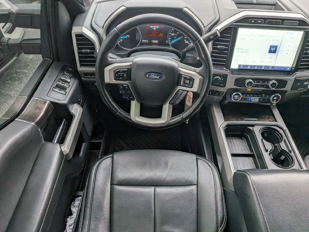 Used 2022 Oxford White Ford Lariat image 15