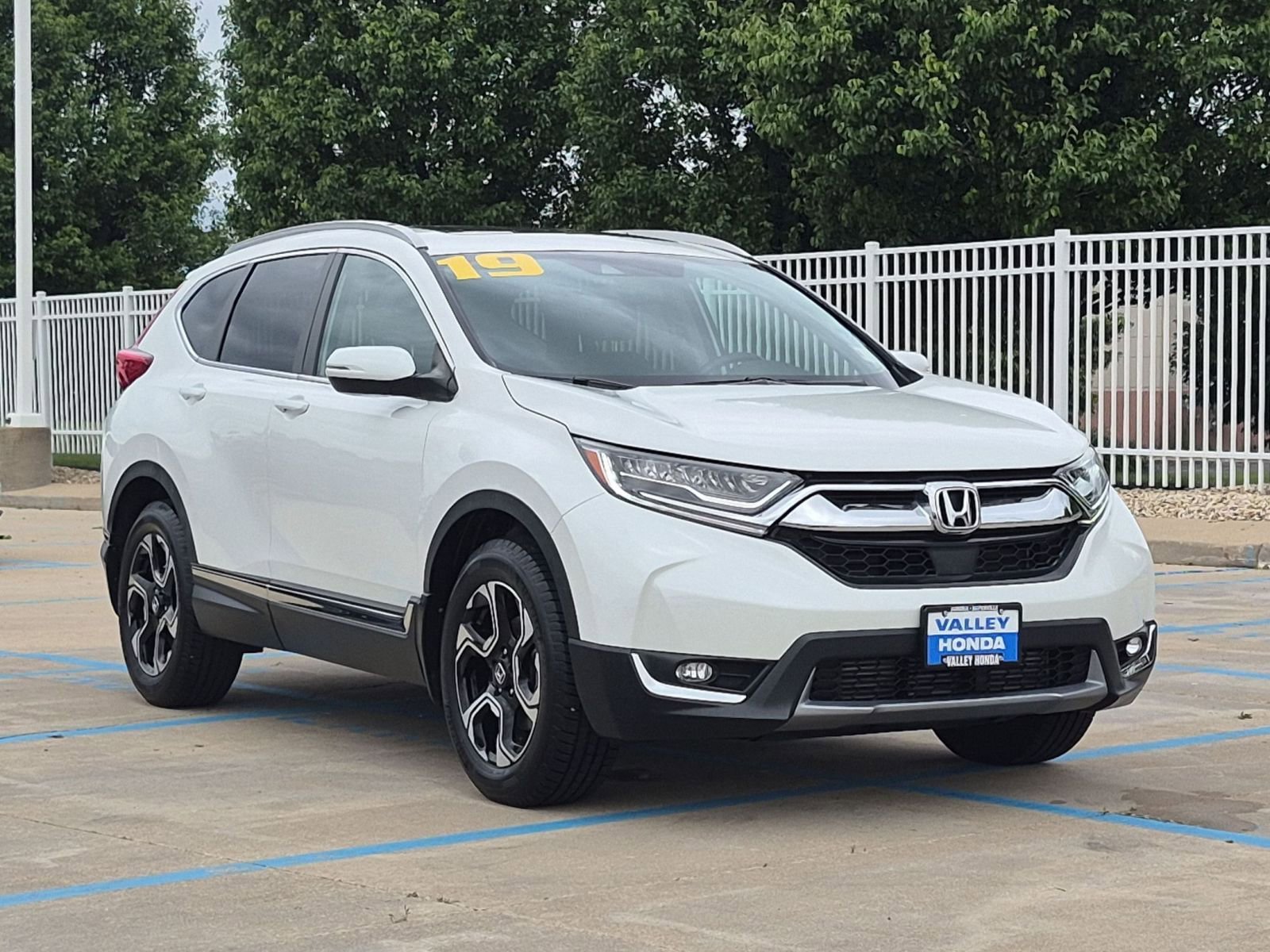Certified Used 2019 Platinum White Pearl Honda Touring AWD image 5