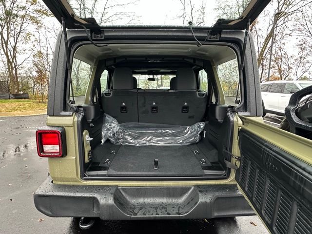 2026 Jeep Wrangler 4-Door Sport - Photo 13