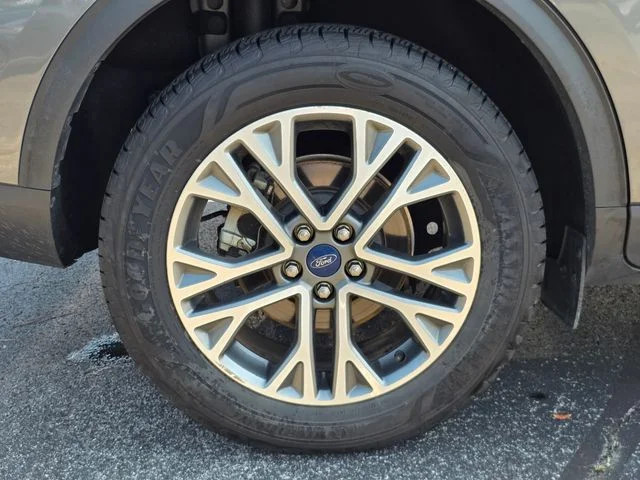 2022 Ford Escape SEL - Photo 16