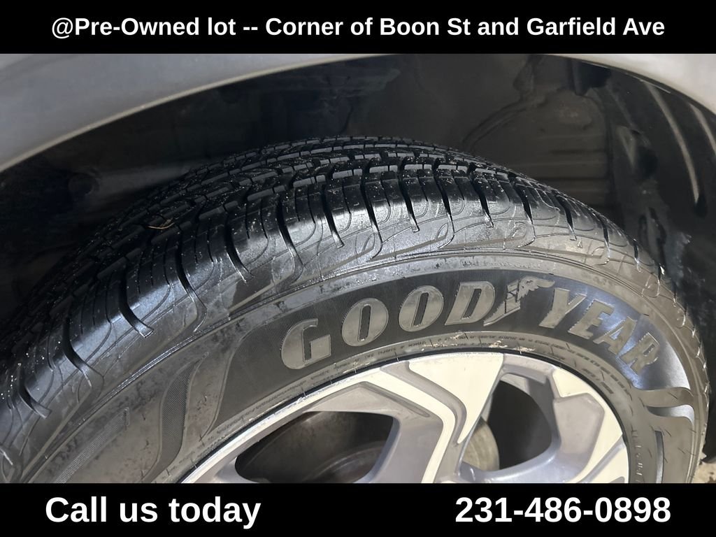 Used 2019  Honda EX-L image 11