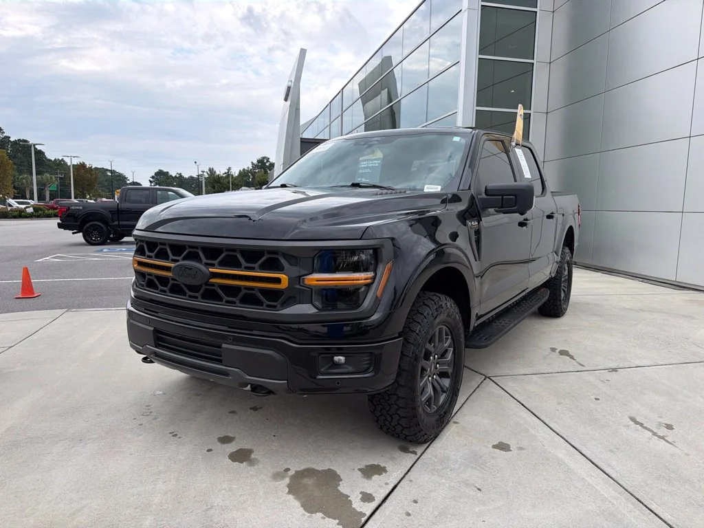 Used 2025 Black Ford Tremor image 4
