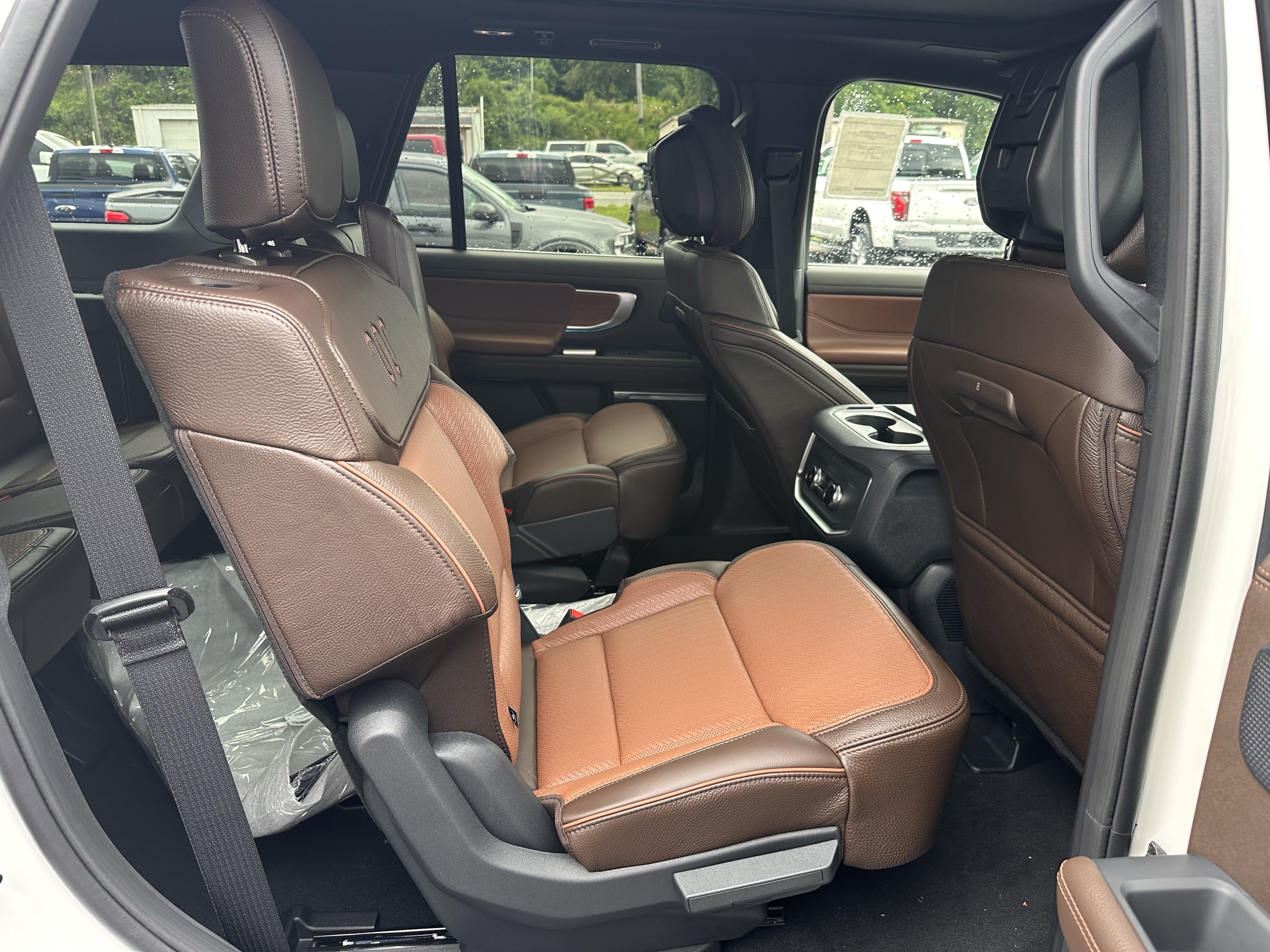 New 2026 Star White Metallic Tri-Coat Ford King Ranch® image 18