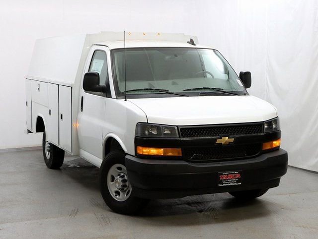 2025 Chevrolet Express Cutaway