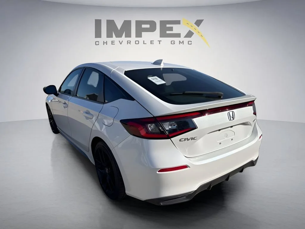 Used 2025 White Honda Sport image 8