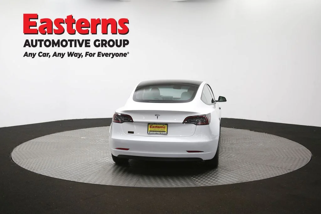 Used 2023 White Tesla Base image 32