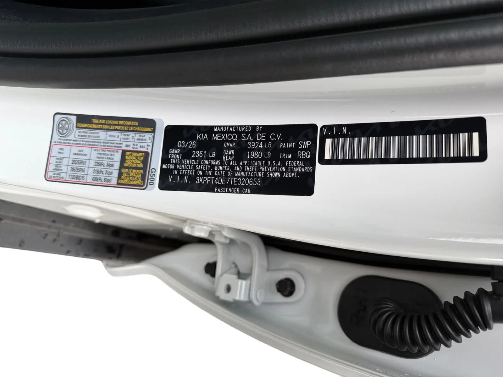 New 2026 Snow White Pearl Kia LXS image 22