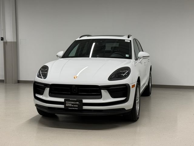 2026 Porsche Macan's photo