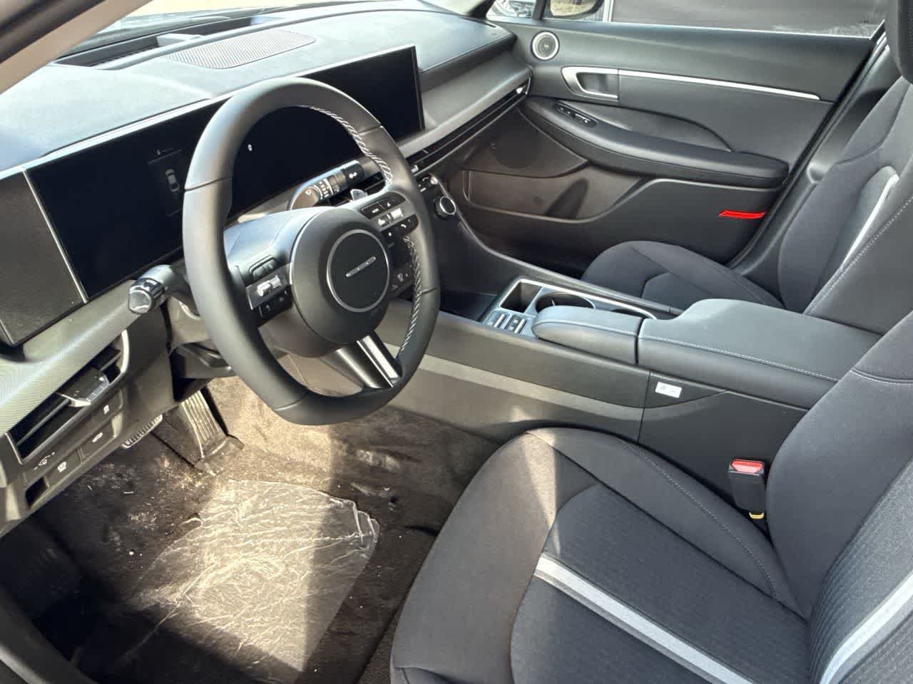New 2026 Aero Silver Hyundai SEL Sport image 13