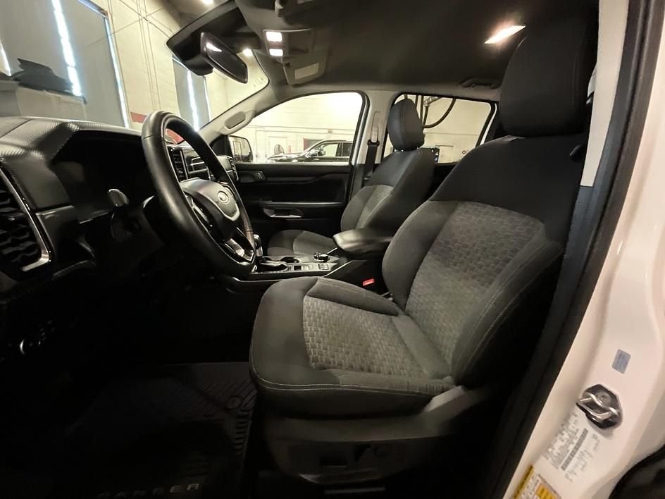 Used 2024 White Ford XLT image 4