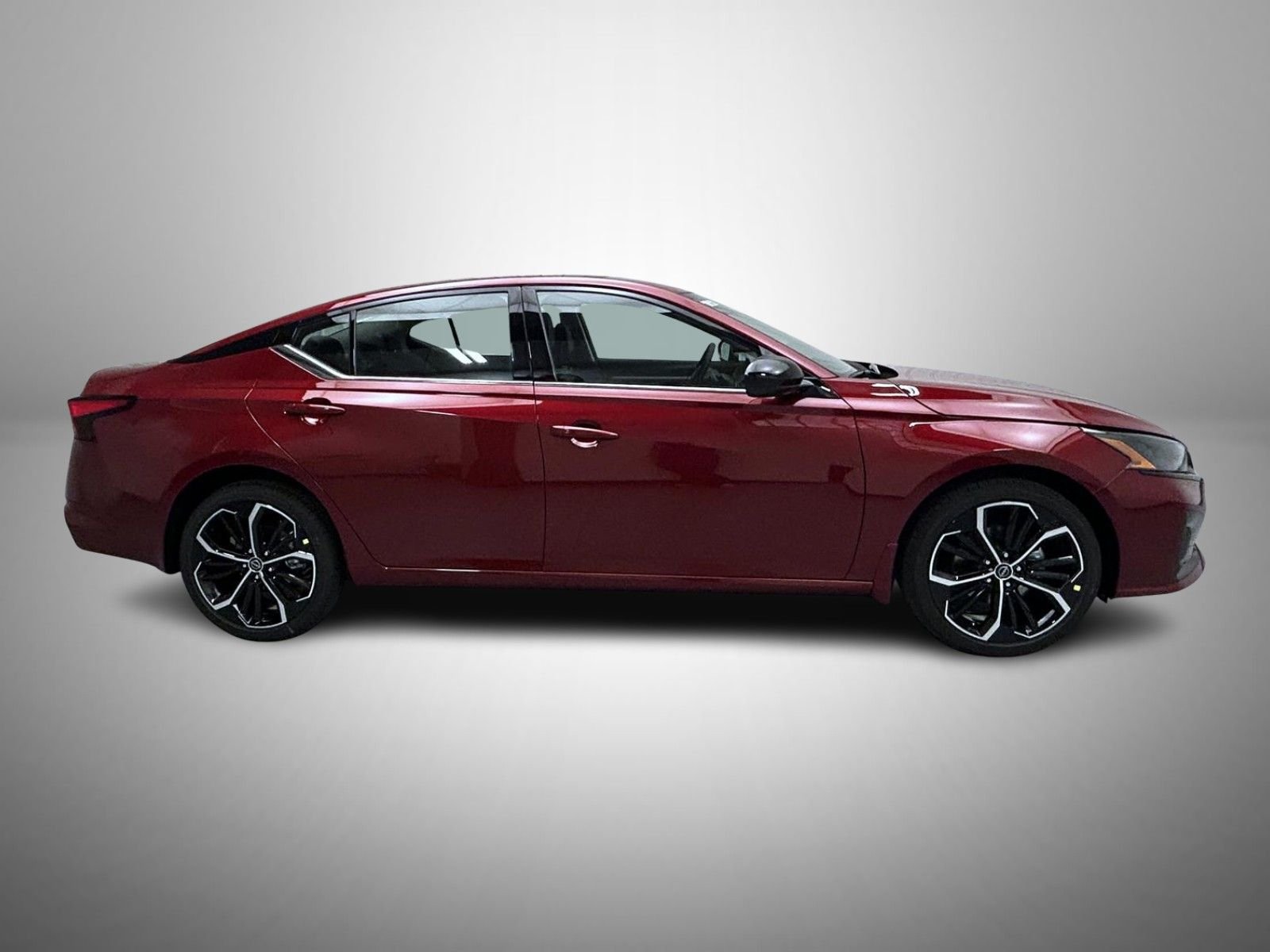New 2026 Scarlet Ember Tintcoat Nissan 2.5 SR image 4