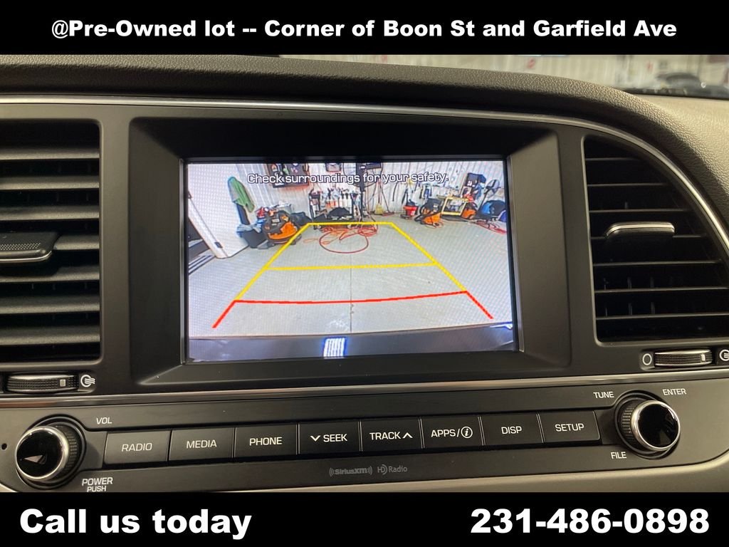 Used 2017 Black Hyundai SE image 23