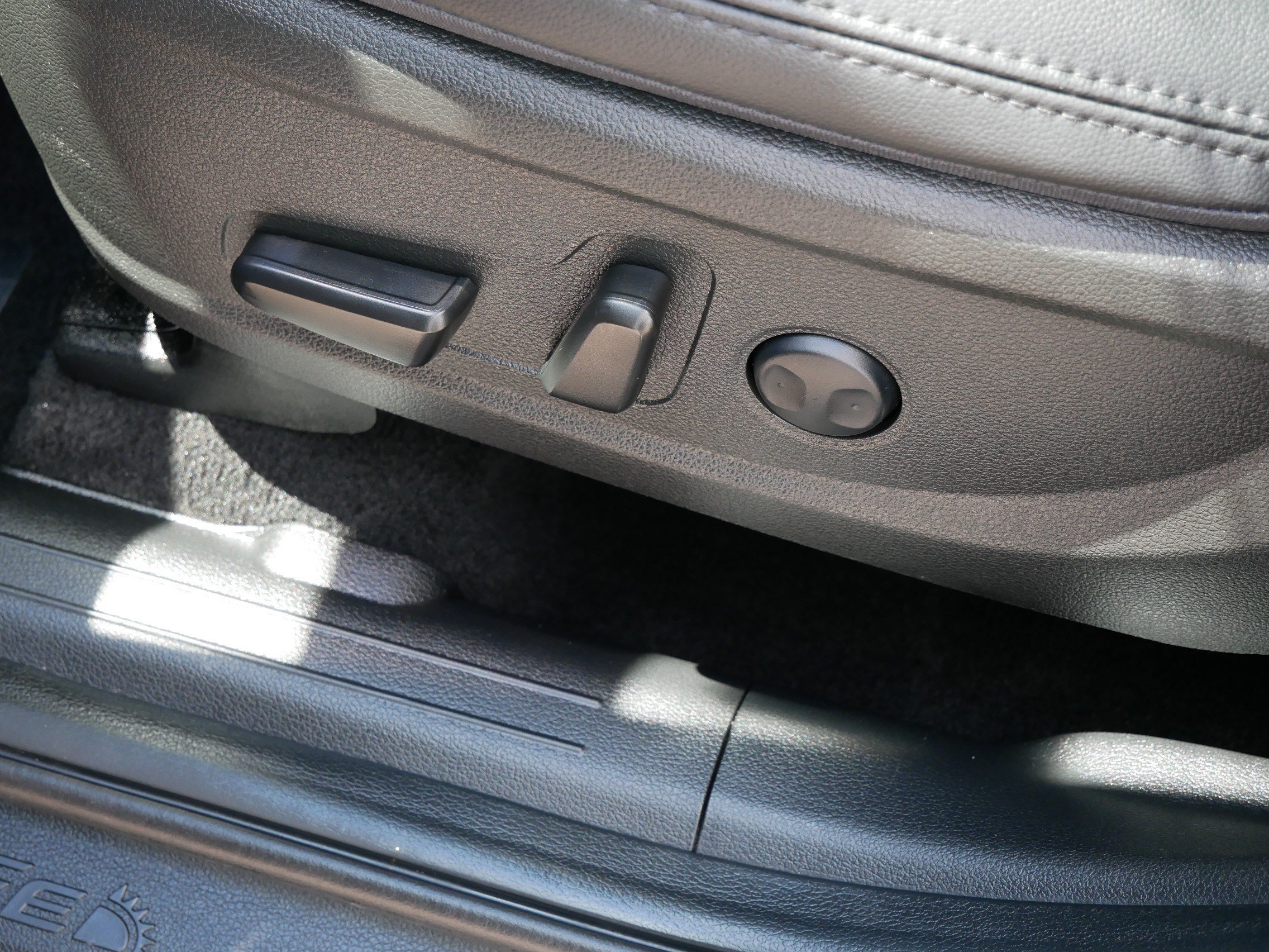 2023 Hyundai Santa Fe SEL - Photo 19
