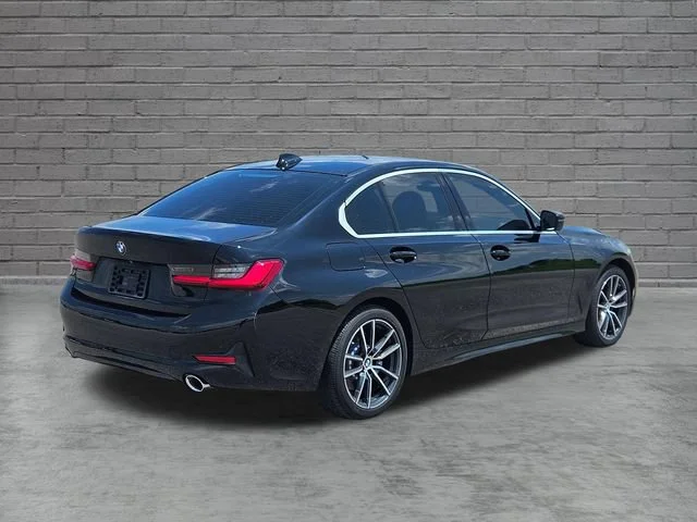 Used 2019 Black BMW 330i image 5