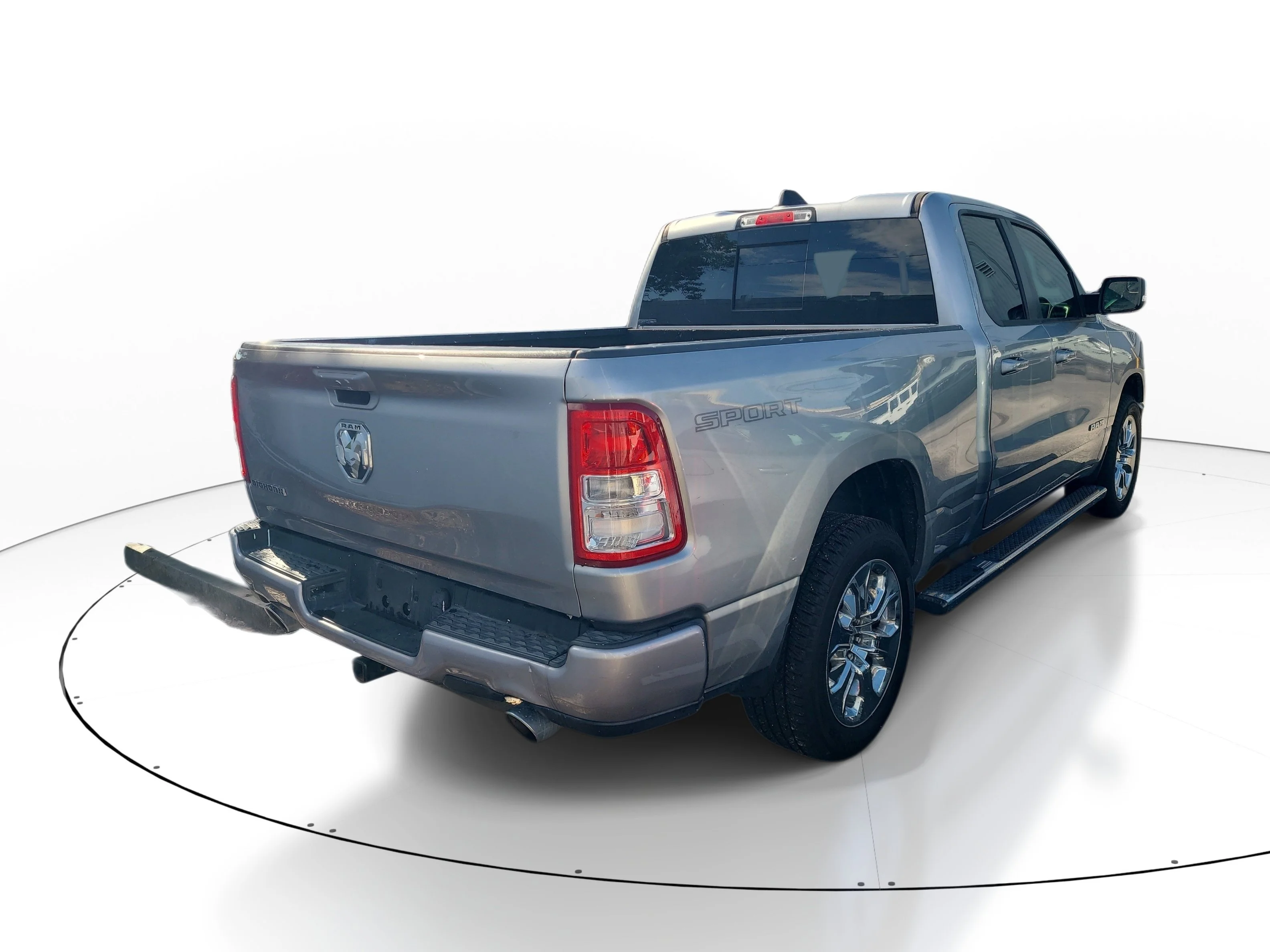 Used 2022 Billet Silver Metallic Clearcoat Ram Big Horn image 9