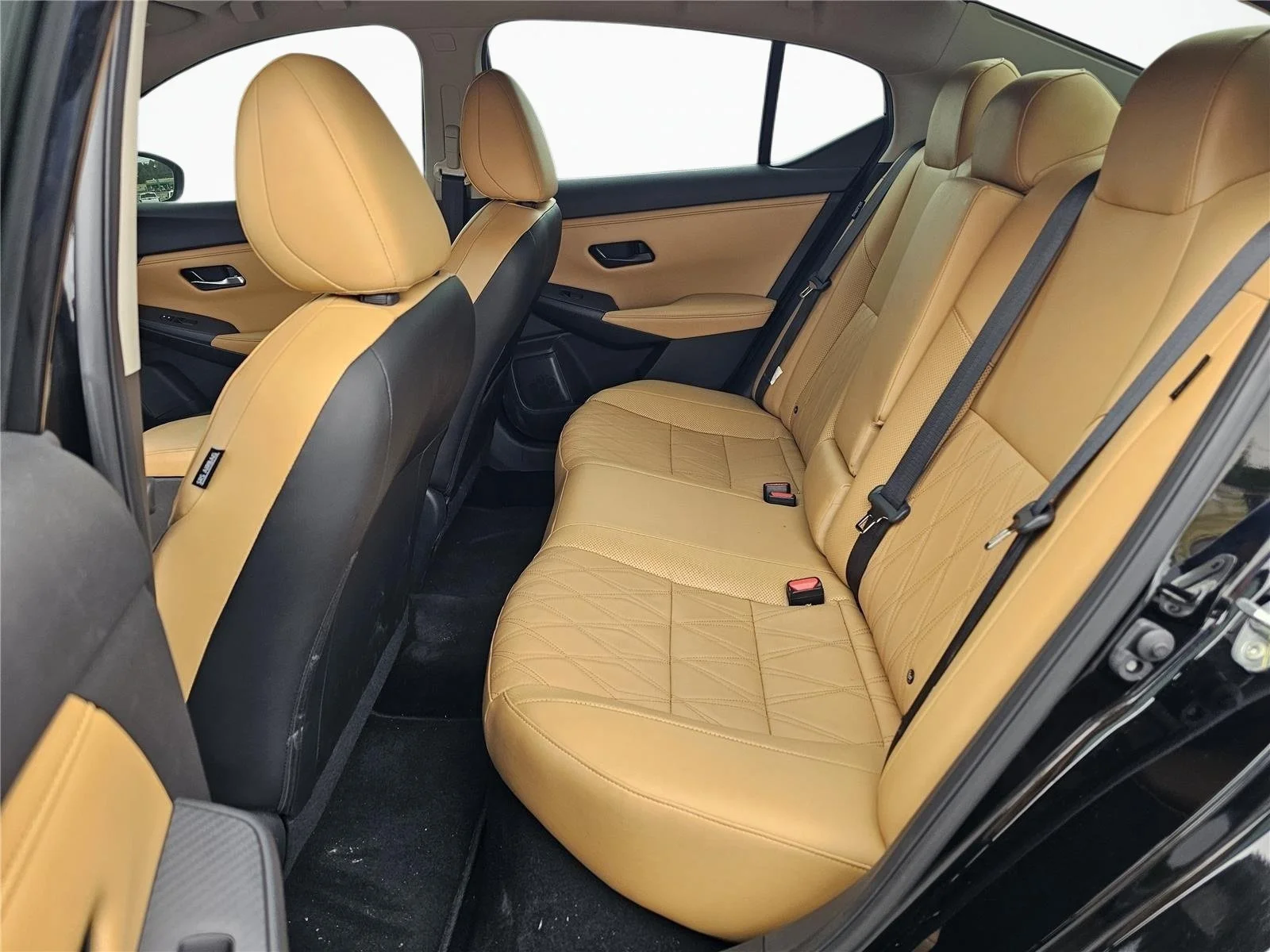 Used 2024 Super Black Nissan SV image 30