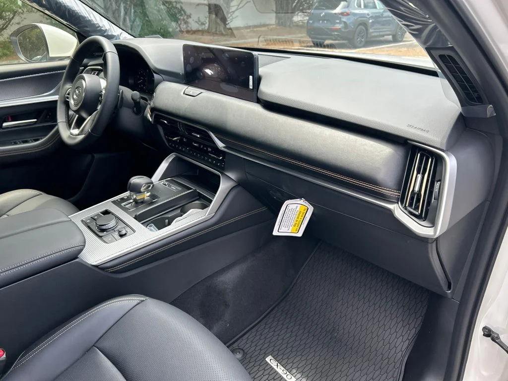New 2026 Rhodium White Premium Mazda 3.3 Turbo Premium Plus image 13