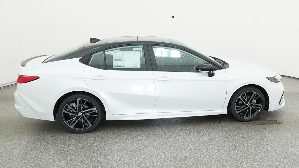 New 2026 Wind Chill Pearl with Midnight Black Metallic roof Toyota XSE image 14