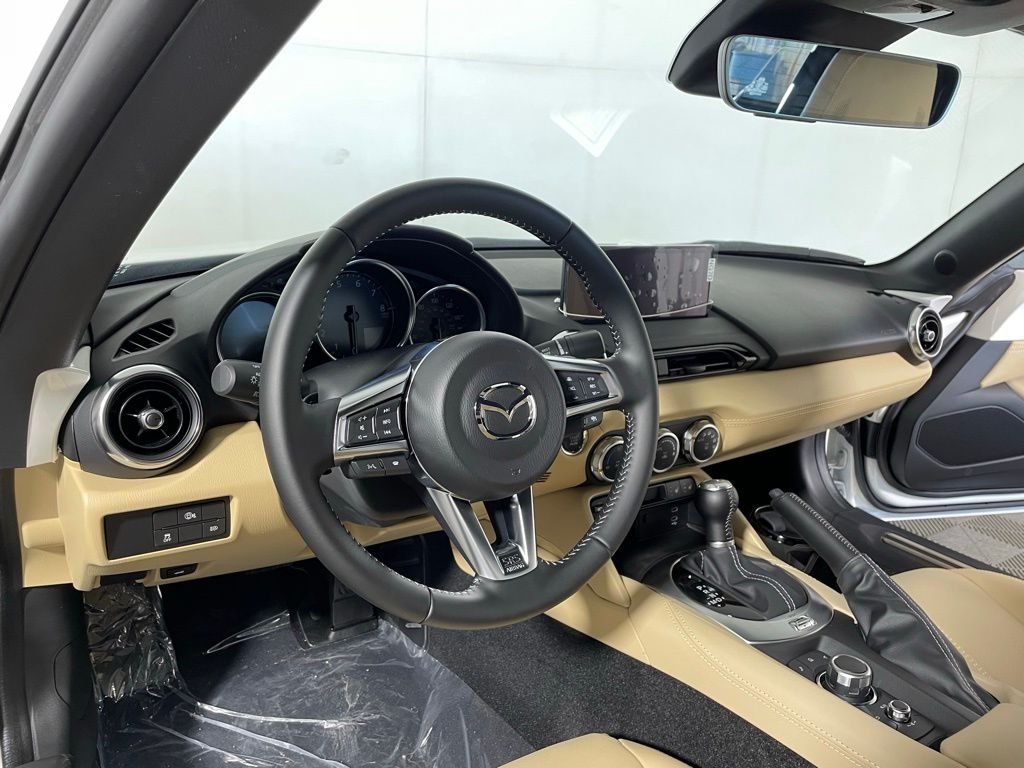 2025 Mazda MX-5 Miata RF Grand Touring - Photo 14