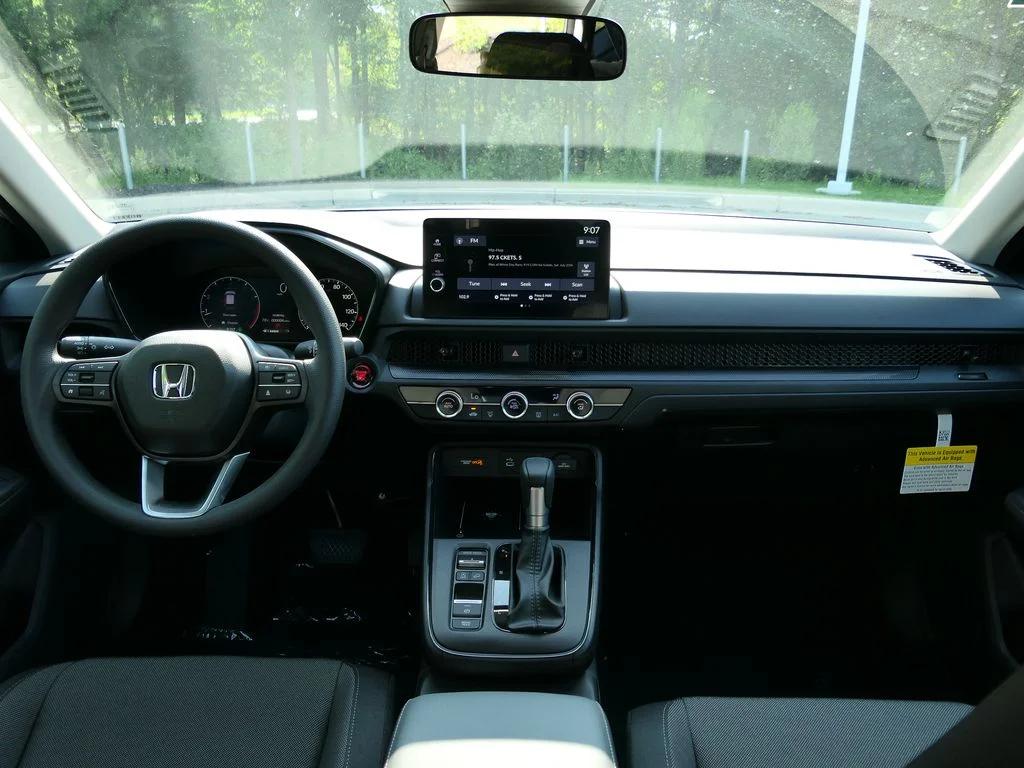 New 2026 Solar Silver Metallic Honda LX image 17