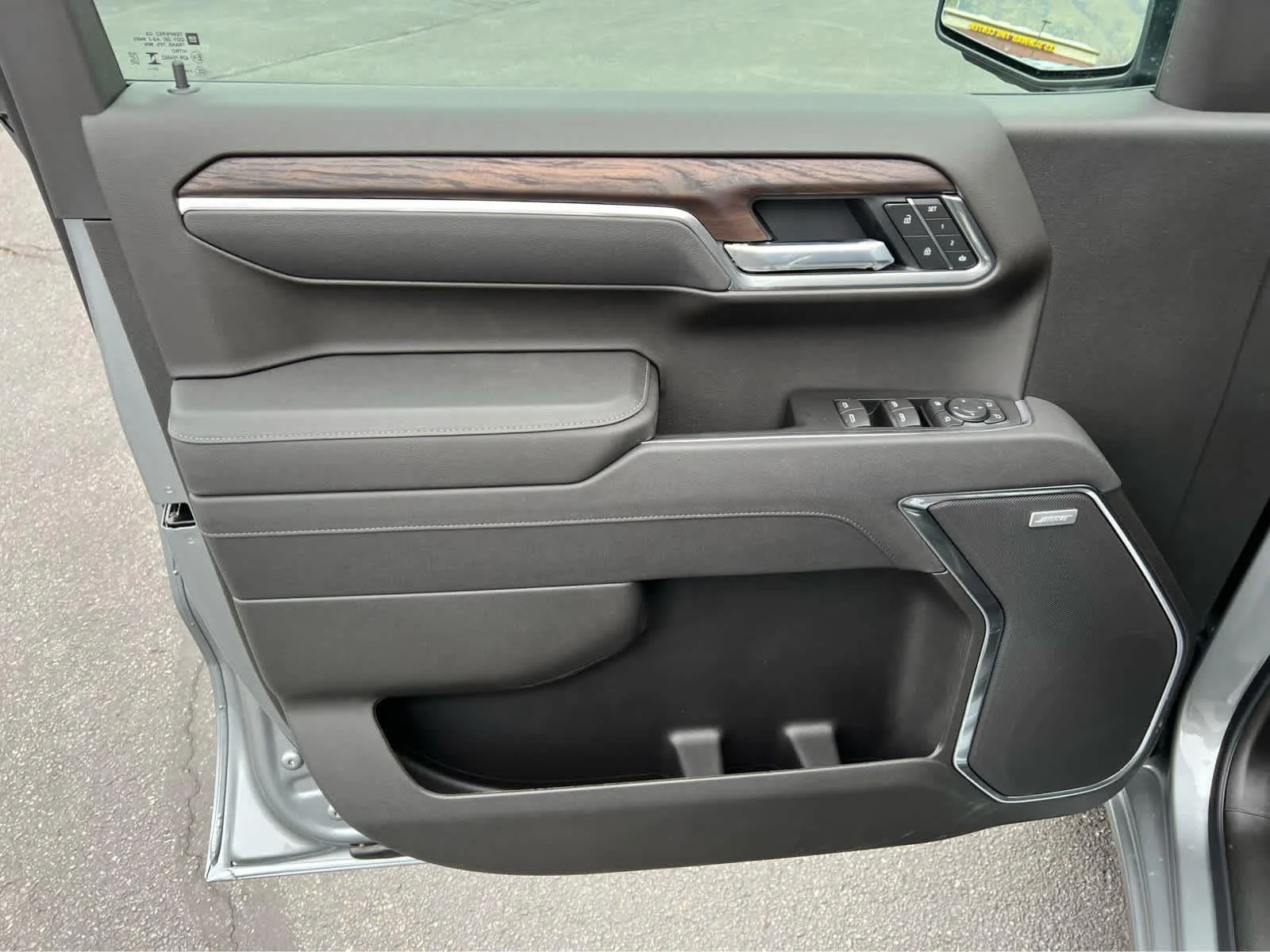 2026 GMC Sierra 1500 SLT - Photo 13