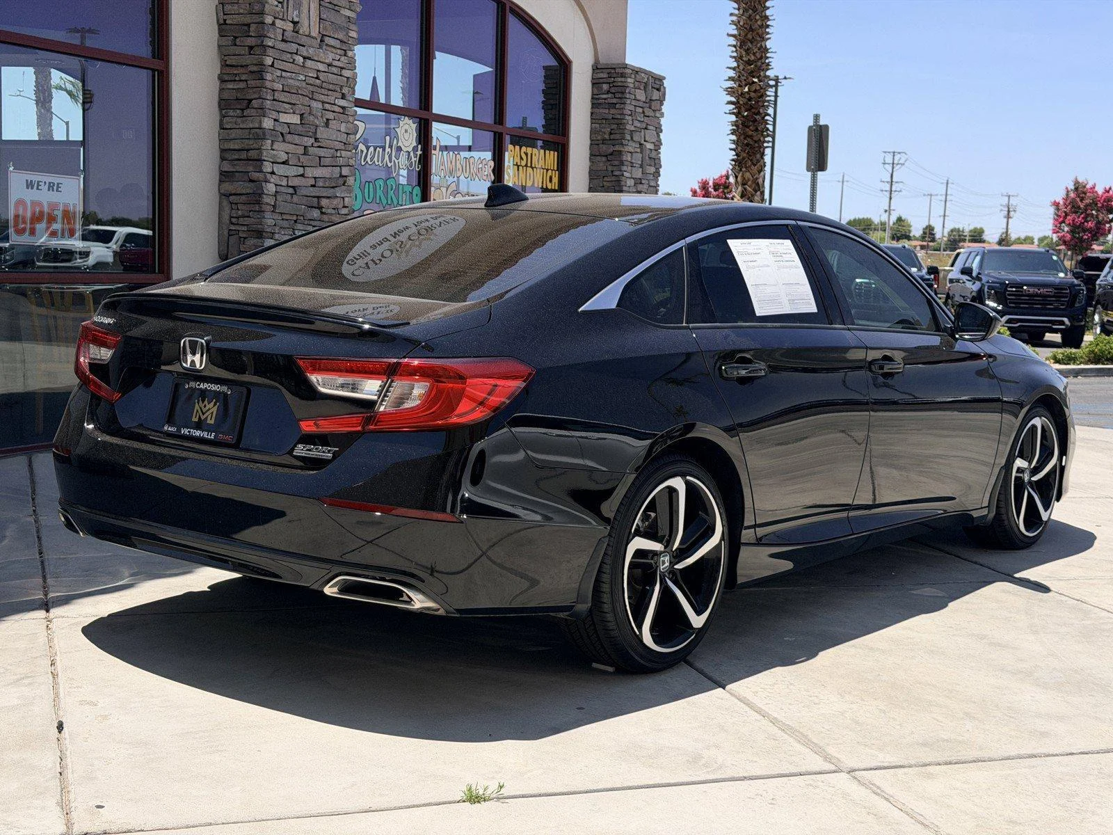 Used 2022  Honda Sport SE image 6