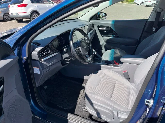 Used 2022 Deep Cerulean Kia LXS image 16