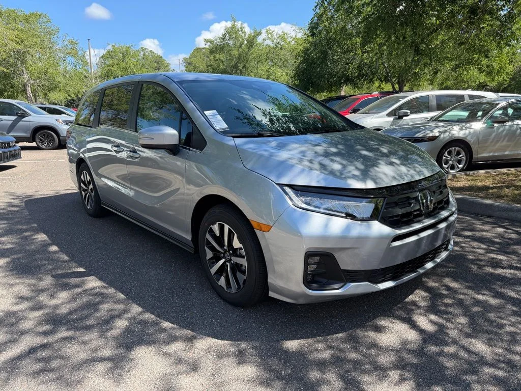 2026 Honda Odyssey EX-L's photo