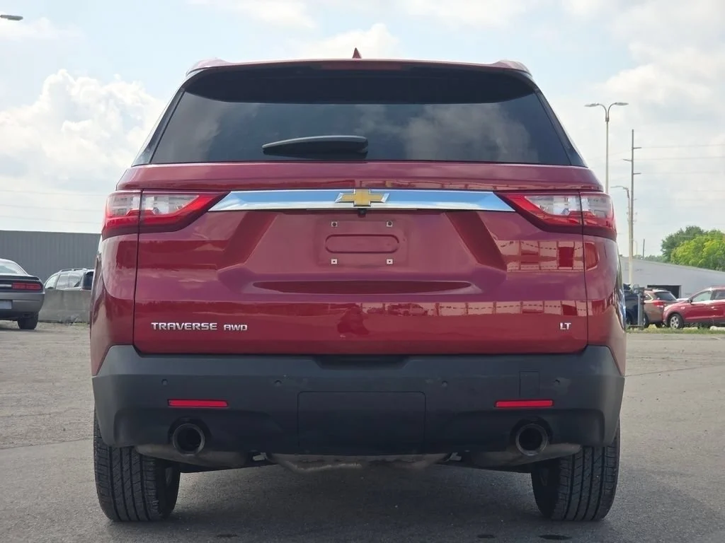Used 2018 Cajun Red Tintcoat Chevrolet LT image 22
