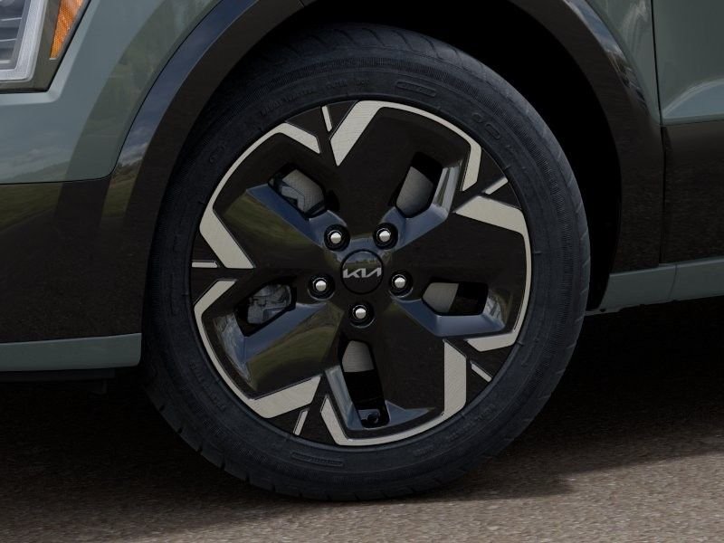 New 2026 Green Kia Wind image 9