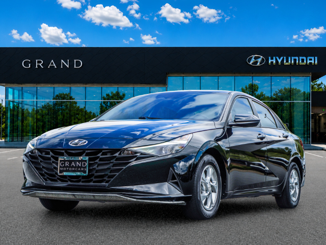 Used 2023 Hyundai Elantra SE with VIN KMHLL4AG0PU534590 for sale in Canton, GA