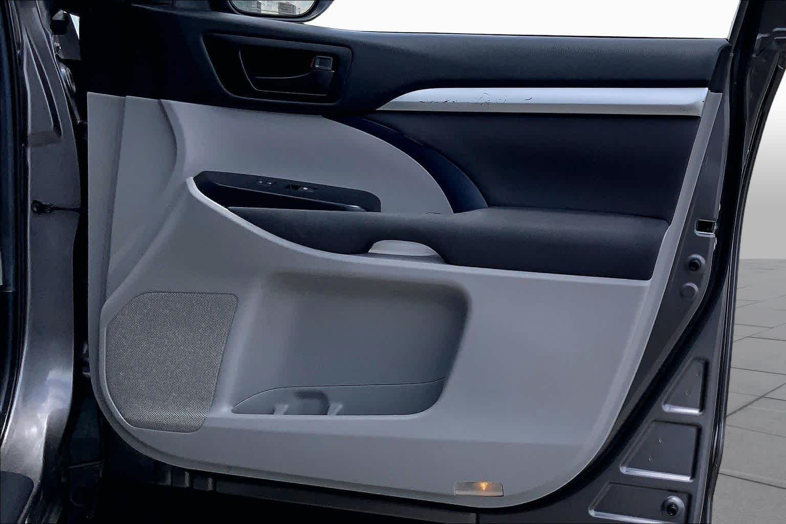 Used 2019 Predawn Gray Mica Toyota LE image 22