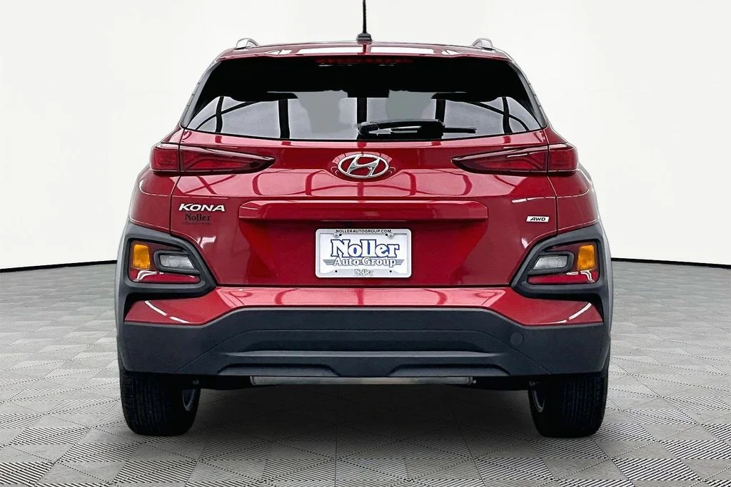 Certified Used 2021 Pulse Red Hyundai SEL image 4