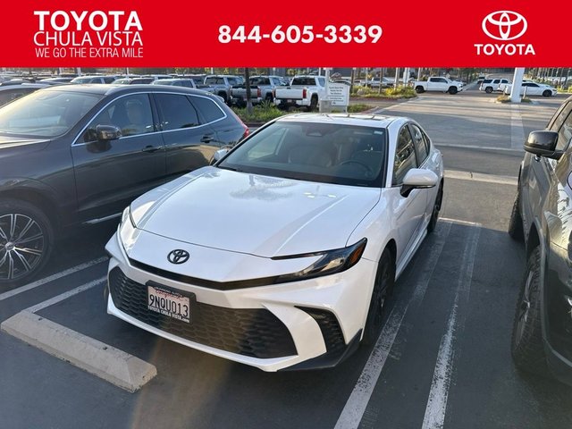 2025 Toyota Camry SE