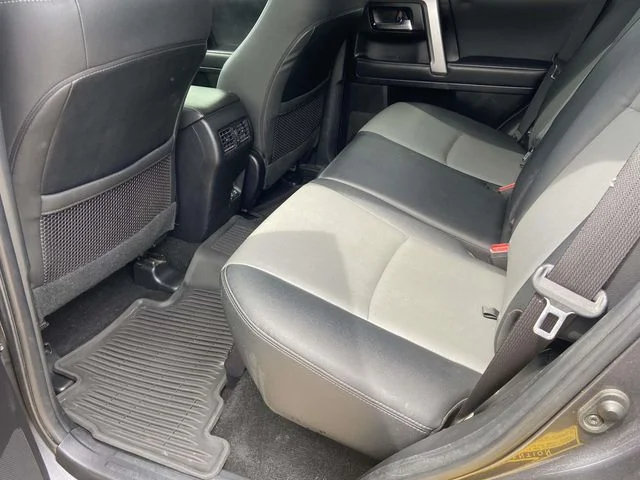 Used 2022 Magnetic Gray Metallic Toyota SR5 Premium image 8