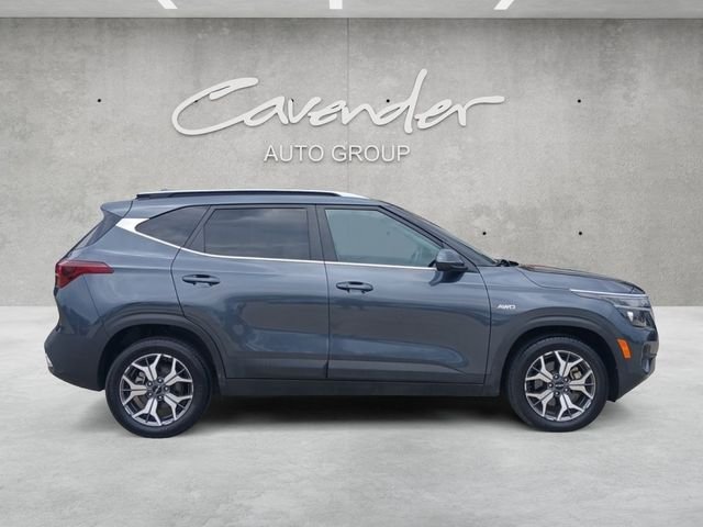 Used 2023 Gravity Gray Kia EX image 18
