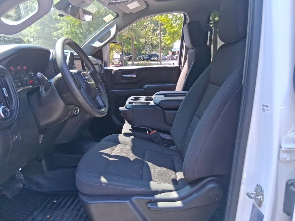 Used 2024 White GMC Pro image 11