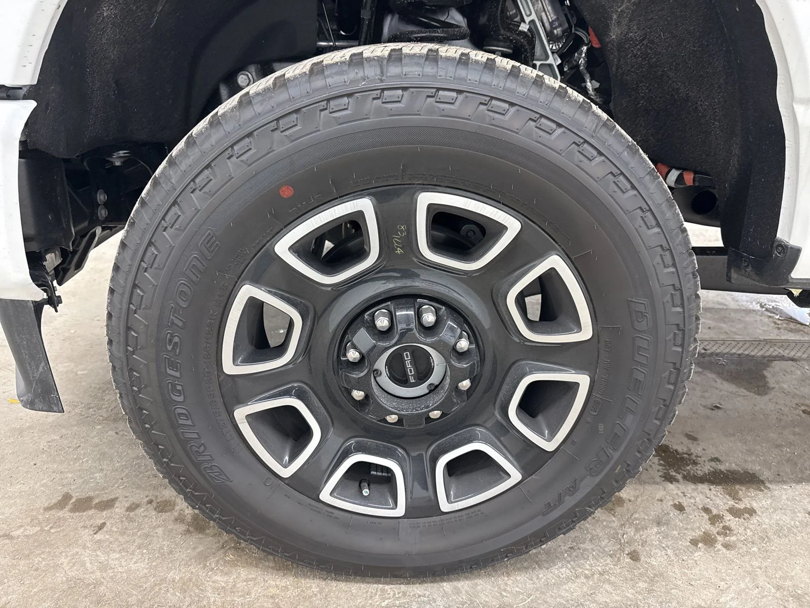 New 2026 Star White Metallic Tri-Coat Ford F-250® Platinum® image 12
