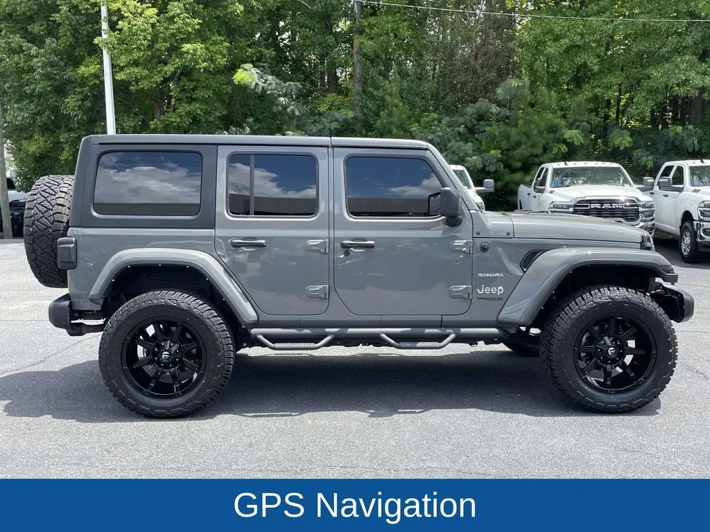 Used 2022 Gray Jeep Unlimited Sahara image 9