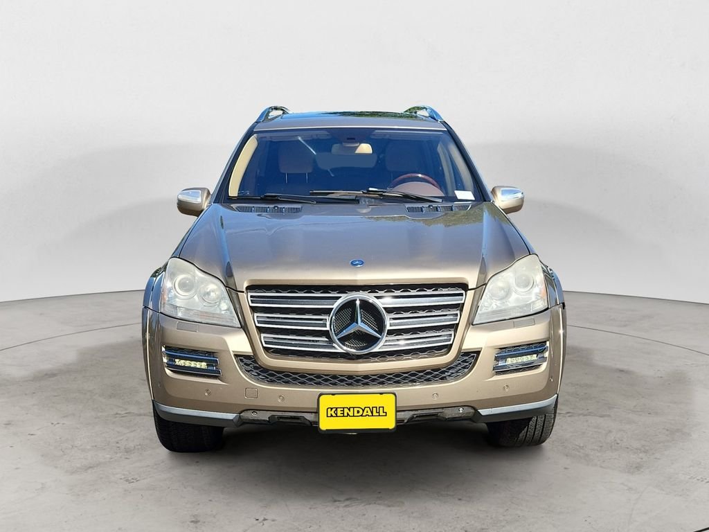 Used 2010 Beige Mercedes-Benz GL 550 image 8