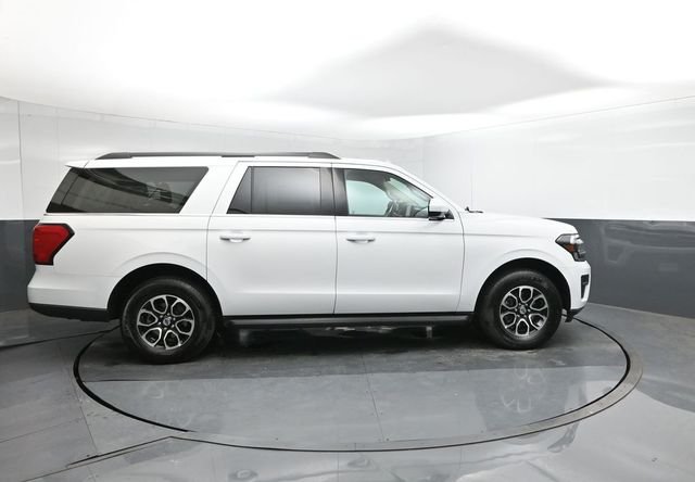 Used 2024 White Ford XLT image 11