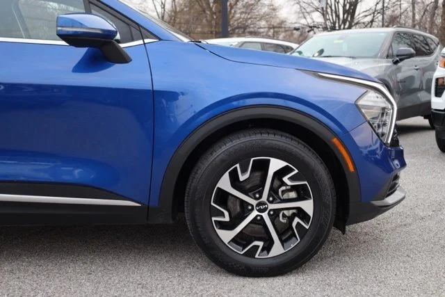 Used 2025 Blue Kia EX image 12