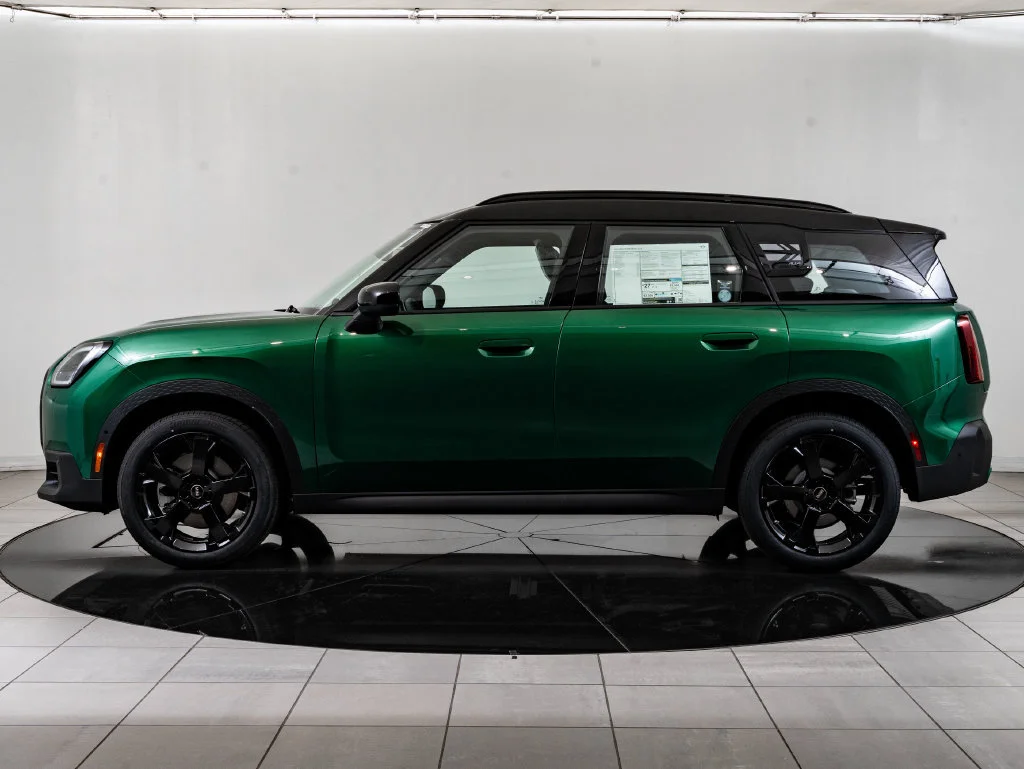 Used 2026 British Racing Green MINI Signature Plus image 5