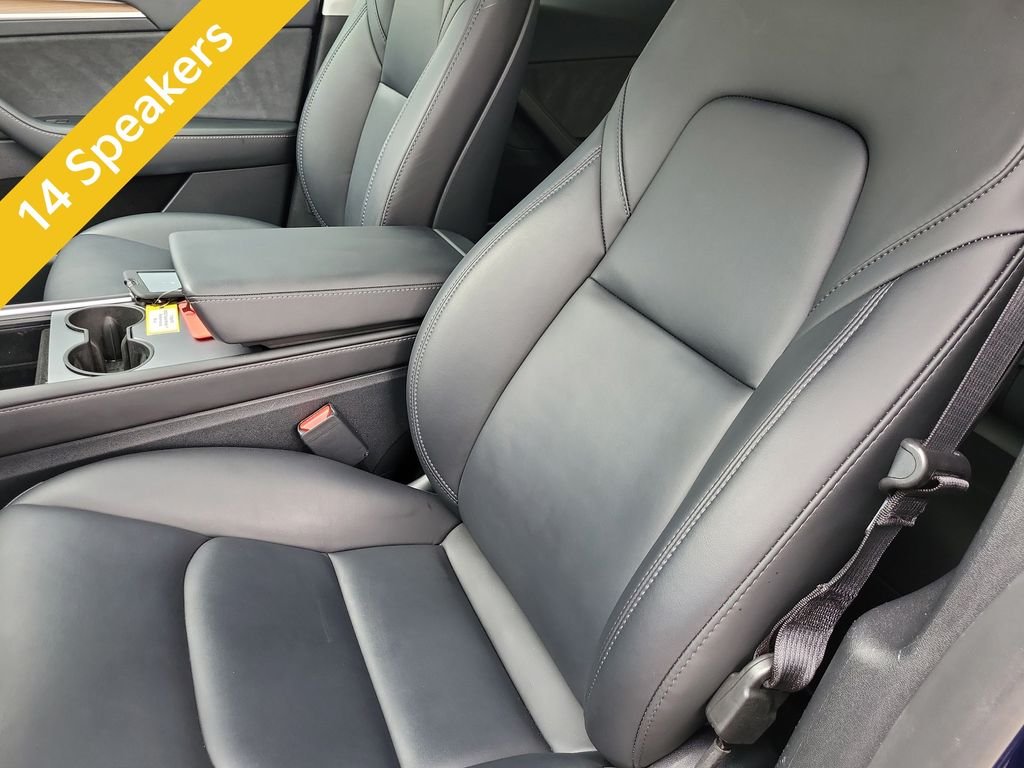 Used 2023  Tesla Performance image 9