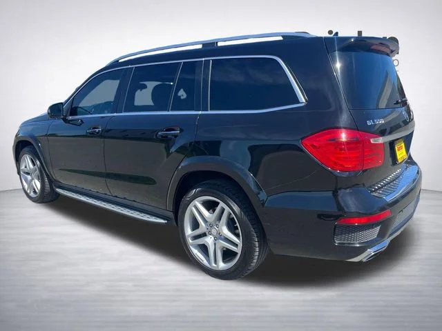 Used 2016 Obsidian Black Metallic Mercedes-Benz GL 550 image 5