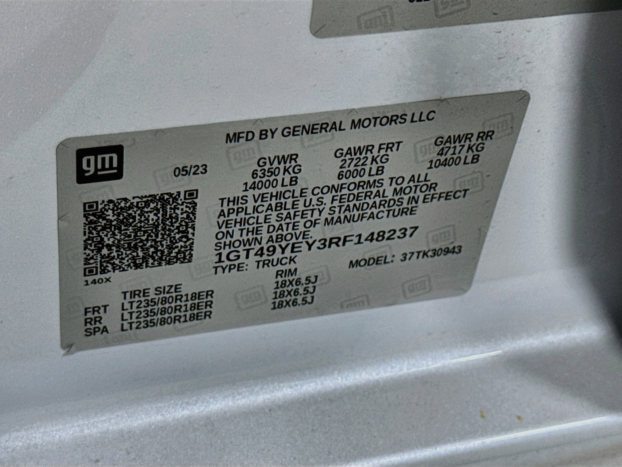 Used 2024 White GMC Denali Ultimate image 34