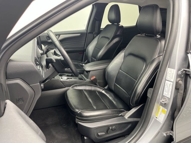 Used 2024 Iconic Silver Ford Platinum image 10